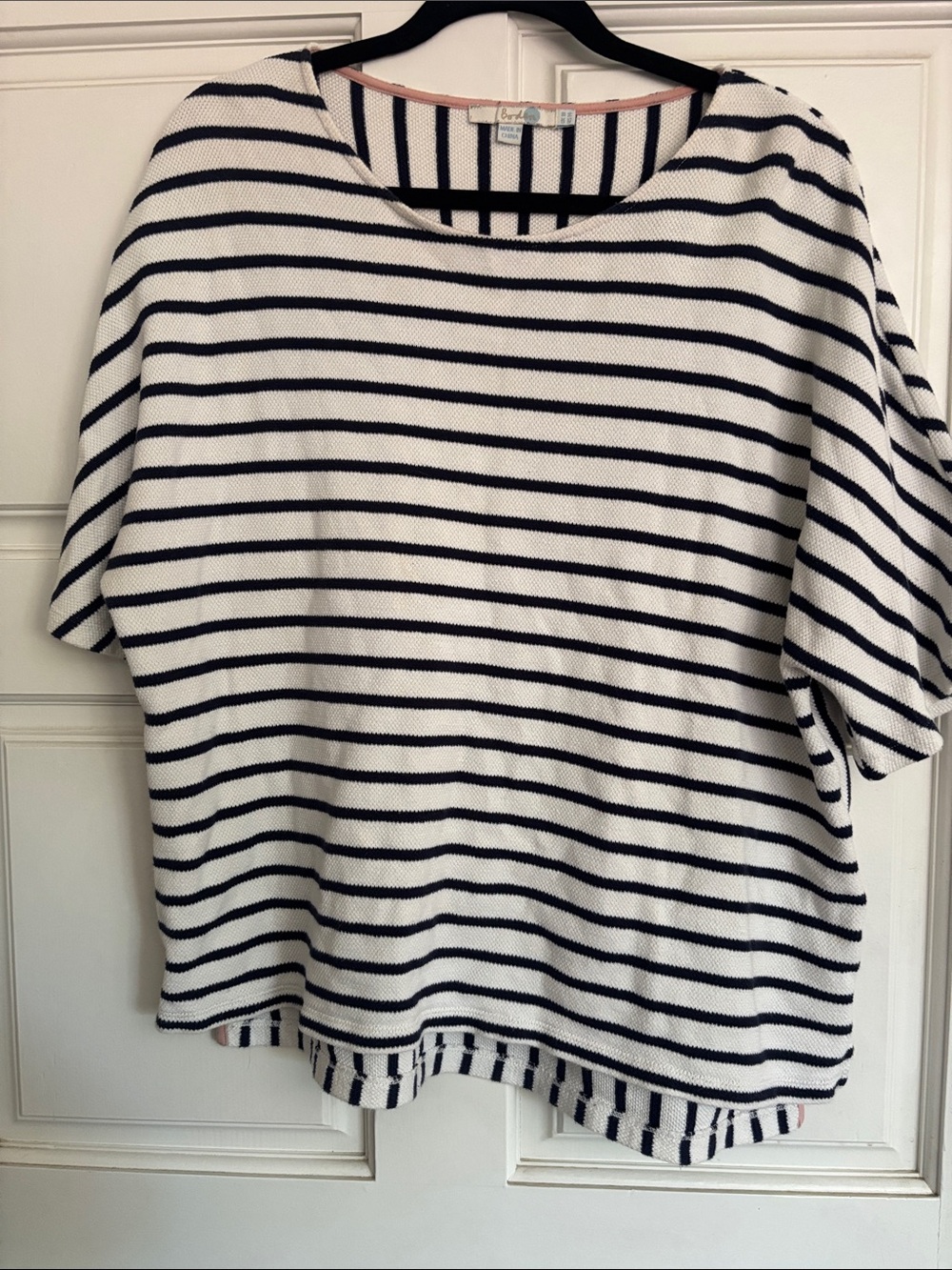 Boden White and Navy Striped Short Sleeve Knit Top